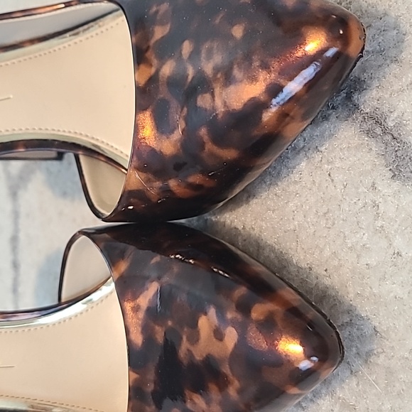 Tortoise Shell Patent D'orsay Pumps - Picture 5 of 6
